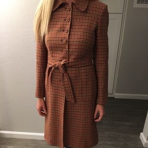 Laundry by shelli segal coat 💯 wool midi size Sz2